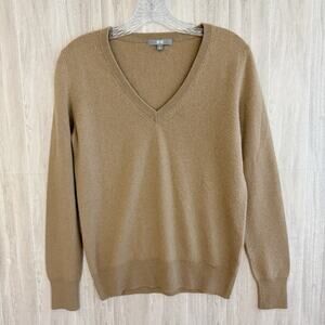 Uniqlo Sweater Women’s Small 100% Cashmere Beige Tan V Neck Pullover Long Sleeve